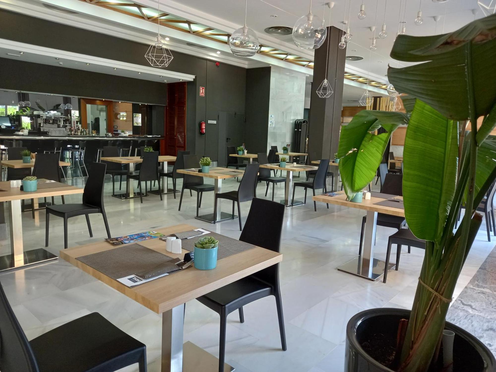 Hotel Trh La Motilla Dos Hermanas Εξωτερικό φωτογραφία